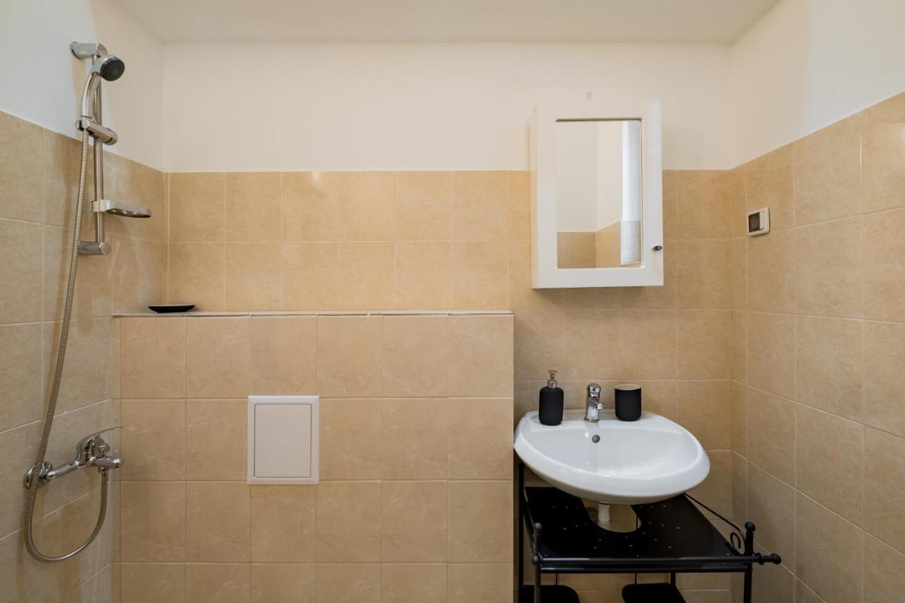 Spacious 3 Bedroom Home In Sofia'S Top Center Exterior foto
